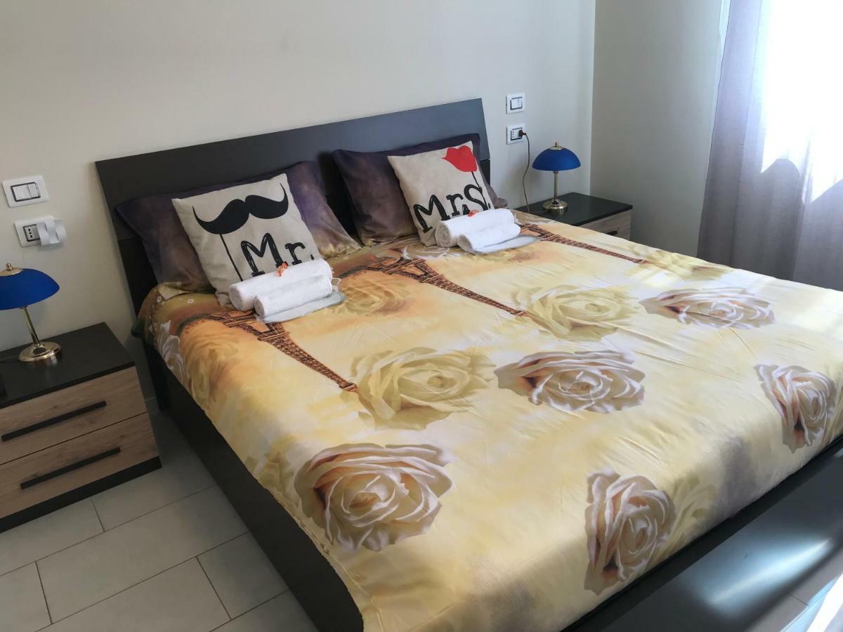 B & B Baffo Settimo Milanese Exterior foto