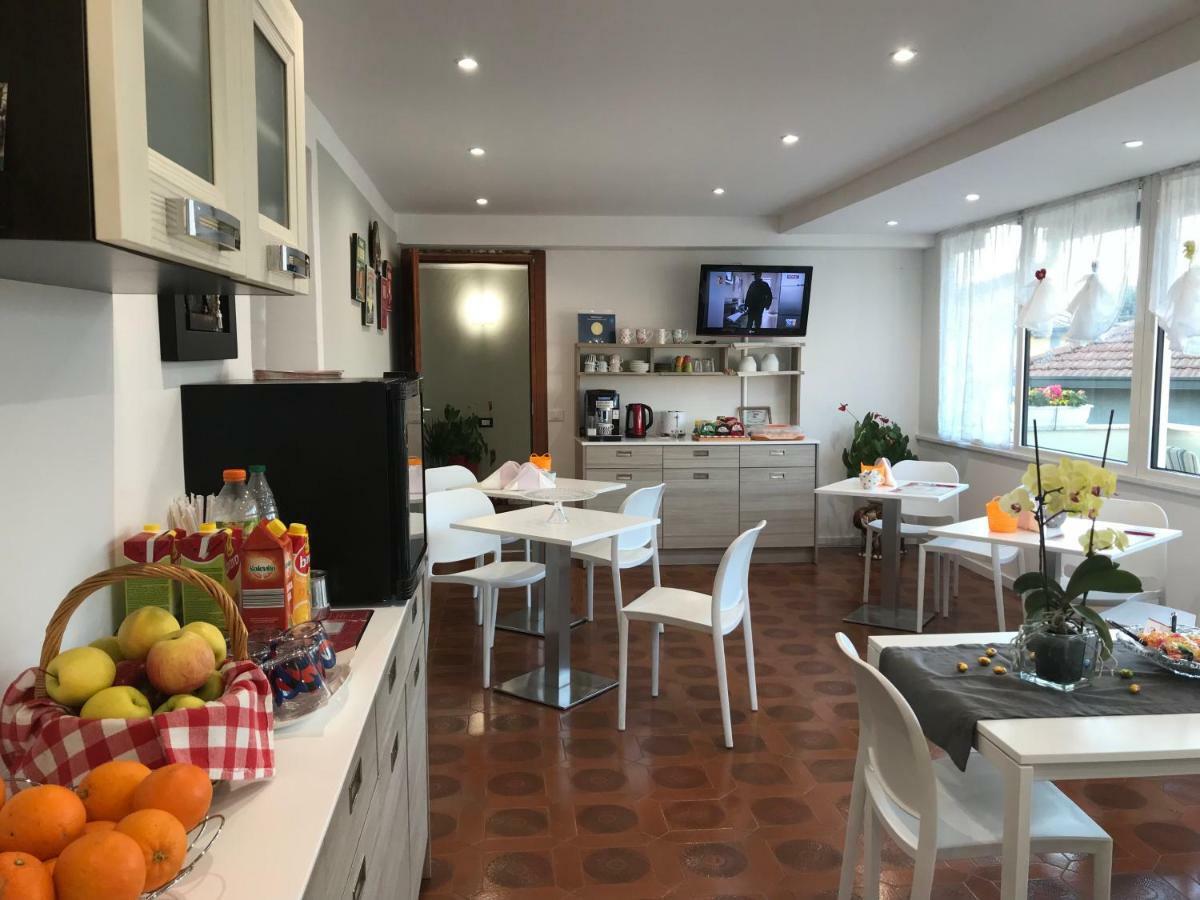 B & B Baffo Settimo Milanese Exterior foto